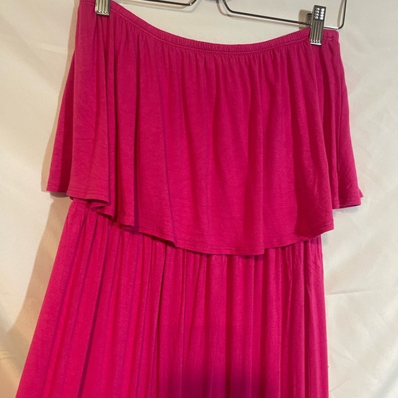 Elegant Pink Maxi Dress - Picture 3 of 7